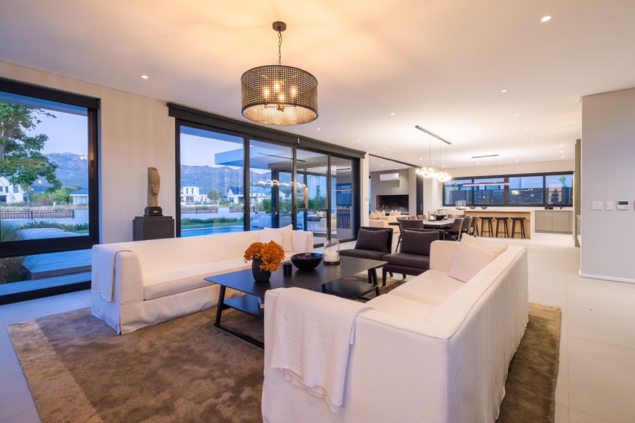 4 Bedroom Property for Sale in Val De Vie Estate Western Cape